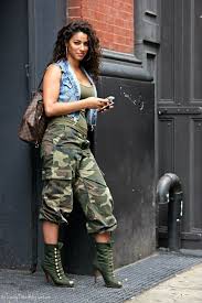 Pin By Michael Tornato On Thetrendydwarf Women Fashion Cute Outfits Style