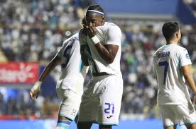 Rueda lo borró, volvió y marcó tras 913 días: así fue gol de Bryan Róchez ante Surinam