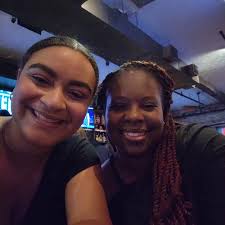 Lesley Laura (@lesleylaura) • Instagram photos and videos