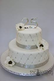 A simple, economic yet charming shape for packing items like vouchers, jewelry or clothing. 320 Anniversary Cakes Ideas Anniversary Cake 50th Anniversary Cakes Wedding Anniversary Cakes