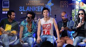 Sahabat datang dan pergi, kadang mengkhianati. Lirik Dan Chord Slank Hamburger Kunci Gitar Id
