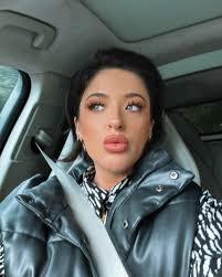 Bea (@guccibeaaa) • Instagram photos and videos