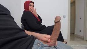 This Indian girl is SHOCKED !!! I take out my cock in Public waiting room.  | xHamster