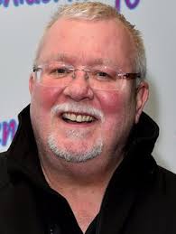 Gareth Hale's Instagram, Twitter & Facebook