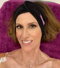 Sunrise host Nat Barr sparks fan concern with beauty treatment: 'Ouch!'