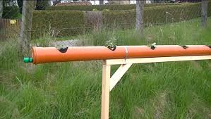 Das Erdbeerrohr Eine Andere Art Erdbeeren Anzubauen Gartendusche Erdbeeren Anbauen Garten