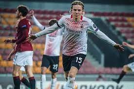 Jens petter hauge (born 12 october 1999) is a norwegian footballer who plays as a left midfield for italian club milan, and the norway national team. Pfkfshaaxjj2am