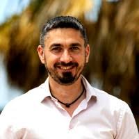 1900+ "Ronnie 🤖" profiles