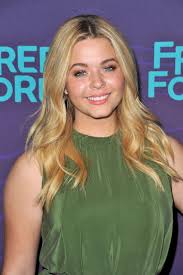 She is known for her role as alison dilaurentis in the freeform series pretty little liars.upon the success of pretty little liars, pieterse earned a supporting role as amy loubalu in the 2011 disney channel film geek charming. Sasha Pieterse Little Liars Wikia Fandom