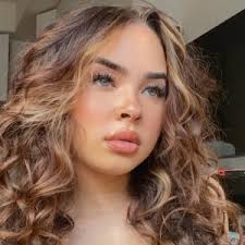 Jada Kyle's Instagram, Twitter & Facebook