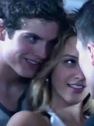 The way Isaac smiled.. #TEENWOLF #isaaclahey #jacksonwhittemore