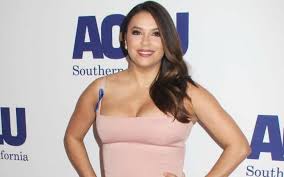 A post shared by eva longoria baston (@evalongoria) on jan 16, 2020 at 8:46am pst if you have access to a gym (at home or otherwise) cable machines are a great alternative to free weights for. Eva Longoria Weight Loss How Many Pounds Did She Lose Idol Persona