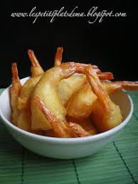 Les Petits Plats D Ema Beignets De Crevettes Recette Beignet De Crevette Recettes De Cuisine Recette Nems Crevette