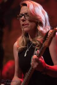 Susan Tedeschi in New Orleans with her Grammy Award. ❤️