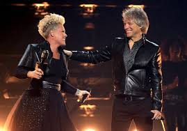 Pink and daughter willow perform at the 2021 billboard music awards on. Pink S Aerial Billboard Music Awards Performance With Daughter Willow