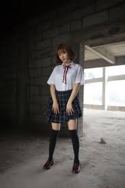 k8傲娇萌萌Vivian 《学生装野外捆绑》 写真集- 美图