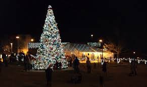 Maybe you would like to learn more about one of these? City Of Hoover Christmas Celebration Tree And Decor By Www Interiorscapesinc Com Outdoor Christmas Lights Christmas Tree Wallpaper Outdoor Christmas