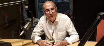 Mario delgado aparaín nasceu em florida, no uruguai, em 1949. Sarandi 690 On Twitter Mario Delgado Aparain Presento El Tapiz De Los Tupamaros En Alpanpan690 Https T Co Pkpsrt6ls9