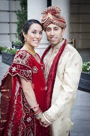 Dc Themed Wedding At The Historic Willard Intercontinental Audrey And Milin Indian Wedding Indian Wedding Couple Wedding Portraits