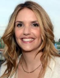 Laurence arné est une actrice et humoriste française, née le 4 février 1982 à angoulême. Radin Cast Members List Famousfix