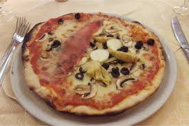 Non è che io non voglia chiamarla pizza roscioli , perchè non ho nessun problema a dare a cesare ciò che è di cesare ma quando io ero piccola a roma ( e quindi parecchio tempo fa ) di roscioli non si sentiva proprio parlare ancora. Pizza Romana Lievitazione E Caratteristiche Dell Impasto