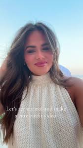 Create Adorable Outfit Videos with Your Partner