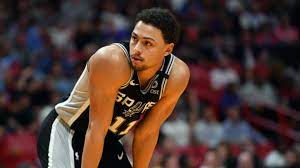 Latest on milwaukee bucks shooting guard bryn forbes including news, stats, videos, highlights and more on espn. San Antonio Spurs Lose Ufa Shooting Guard Bryn Forbes To Milwaukee Bucks