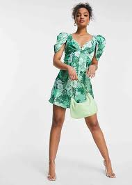 Visualizza altre idee su abito da cerimonia, abiti, matrimonio. Abiti Da Cerimonia Di Asos Matrimonio Com