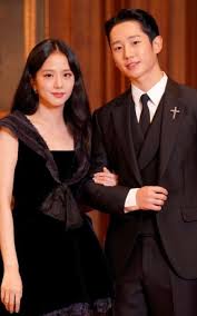 Nội dung của bộ phim lấy bối cảnh ở seoul vào năm 1987. Phim Snowdrop Cá»§a Jisoo Blackpink Va Jung Hae In Xac Nháº­n Dan Diá»…n