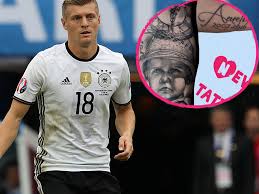 #tony kroos #champions league #bayern munich. World Football Player Stolzer Papa Toni Kroos Hat Jetzt Tattoos Fur Leon Amelie