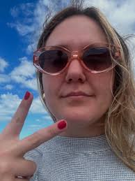 ⚡️CHIEF SPOTLIGHT⚡️Meet Liz!! She is one of our two chief residents for the  2025-6 year. She is a super cool spunky girl who is all about excellent  patient care and having a