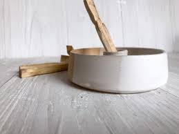 Beige Ceramic Palo Santo Incense Burner Ceramic Tray Palo Etsy In 2020 Beige Ceramic Ceramic Tray Ceramic Candle