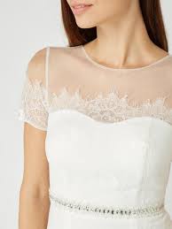Jetzt bei p&c mode in den filialen entdecken ⌕ standortübersicht ⬌ 100 tage rückgaberecht bekleidung & mode für 2021 gratisversand! Luxuar Brautkleid Mit Ziersteinen In Weiss Online Kaufen 9898374 P C Online Shop