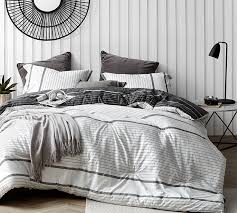 Whether you're living alone or with family twin mattresses come in three different sizes, which will affect the type of bedding set you should look for. Easy To Match Black And White Designer Twin Xl Bedding Kappel Black And White Stripes Twin Xl Comforter With Striped Design
