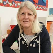 Open Door Basel makes charitable donations