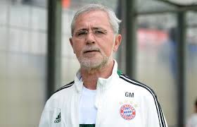 Герд мюллер, нападающий баварии, один из величайших игроков своего поколения умер чемпион мира по футболу. Qtg4kx84p7dlym