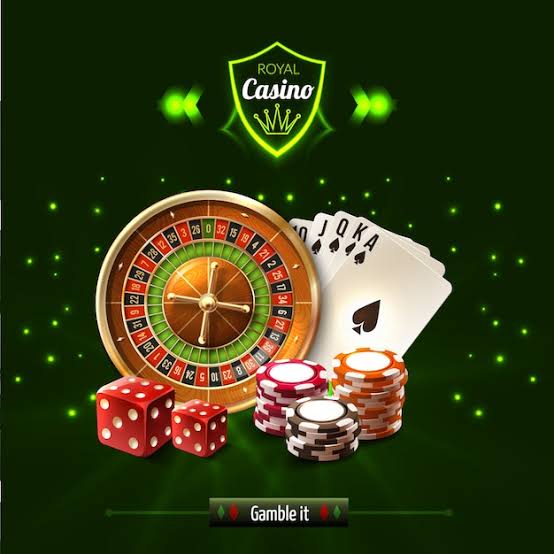 Gamble it casino realistic composition | Free Vector