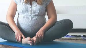 We're going to take you through how to do cat and cow yoga poses. Pregnancy Stretches For Back Hips And Legs
