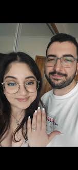 I'm live now! Twitch.tv/socialreposemusic