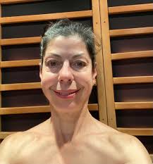 Great moves at Commando!!!☺️ 🥵🔥🔥🔥🔥🔥 Thanks Marina for challenged and  inspired training. Love the way you showed the correct way of each  exercise. My bum feels tied like a rock 😂 and