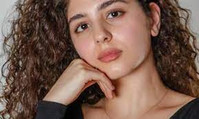 ولدت مايان 8 نوفمبر 1997، بمدينة القاهرة، درست المسرح. 3 Ø´Ø®ØµÙŠØ§Øª ÙˆØ±Ø³Ø§Ù„Ø© Ø´ÙƒØ± Ù…Ø§ÙŠØ§Ù† Ø§Ù„Ø³ÙŠØ¯ ØªØªØµØ¯Ø± ØªØ±ÙŠÙ†Ø¯ Ø¬ÙˆØ¬Ù„ Ø¯Ø§Ø± Ø§Ù„Ù‡Ù„Ø§Ù„