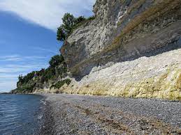 Glints is an online talent recruitment and career discovery platform headquartered in singapore. File Stevns Klint Strand Jpg Wikimedia Commons