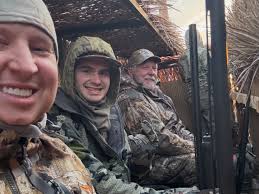 Great time with the @mckenziesbbq boys and @waterproofranchoutfitters out  in west Texas this week knocking 'em out of the sky. Closest thing to a  vacation I've ever taken in my adult life🤣