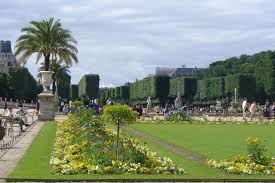 The luxembourg has long been seen as a quintessential parisian space and remains very popular. Les Parcs Et Jardins A Paris Jours Et Horaires D Ouvertures Stillinparis
