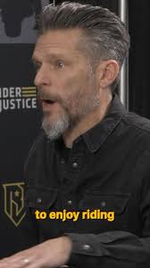 @derek.mayberry is part of the muscle that helps keep @vahna.moto moving.  He joined us at the Colorado @motorcycleexpos last month for our Chasing  the Ride podcast where he talked about creative ...