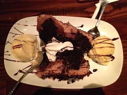 However, the six different types of chocolate, vanilla bean ice cream and freshly whipped cream are worth every sinful bite. Chocolate Stampede Picture Of Longhorn Steakhouse Olathe Tripadvisor