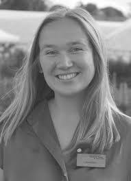 Elizabeth Gilpatrick's Instagram, Twitter & Facebook