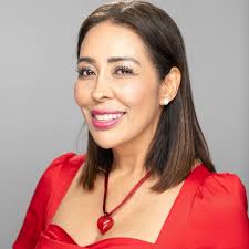 Thank you Arlette Loya and Veronica Verdin for joining me in our  transformative CELEBRATORY dinner for THE STANDARD program. I had a  profoundly uplifting experience with the exercise we did