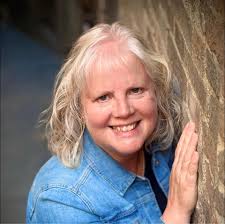 Hairstylist for wedding in Dowagiac, MI