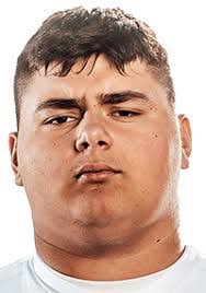 Elijah Hale's Instagram, Twitter & Facebook